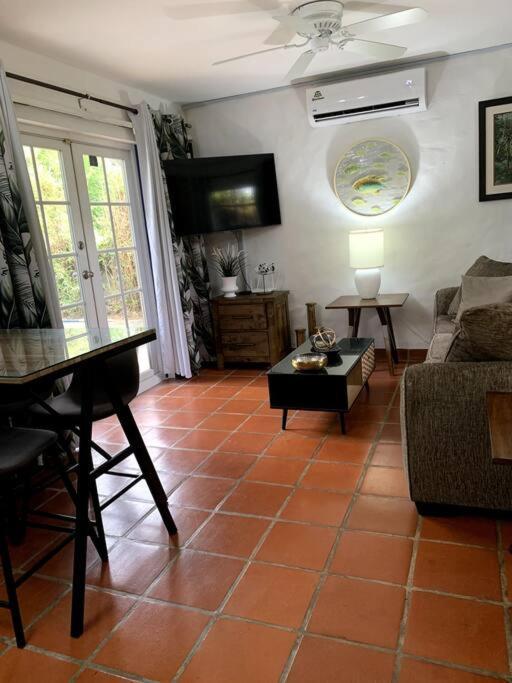 Reefside Villa Crown Point Extérieur photo