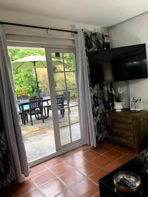 Reefside Villa Crown Point Extérieur photo